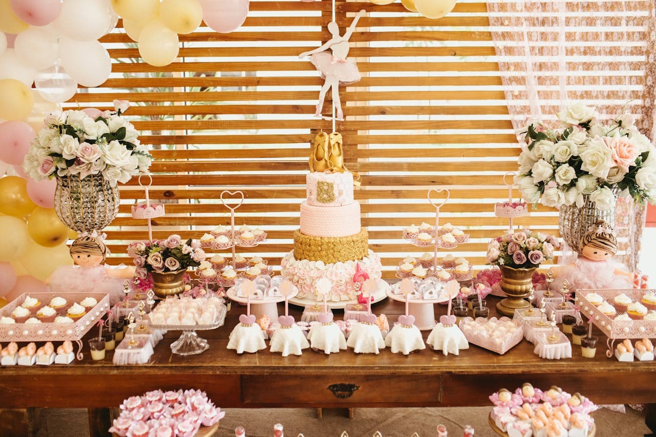 Cake & Celebration moment