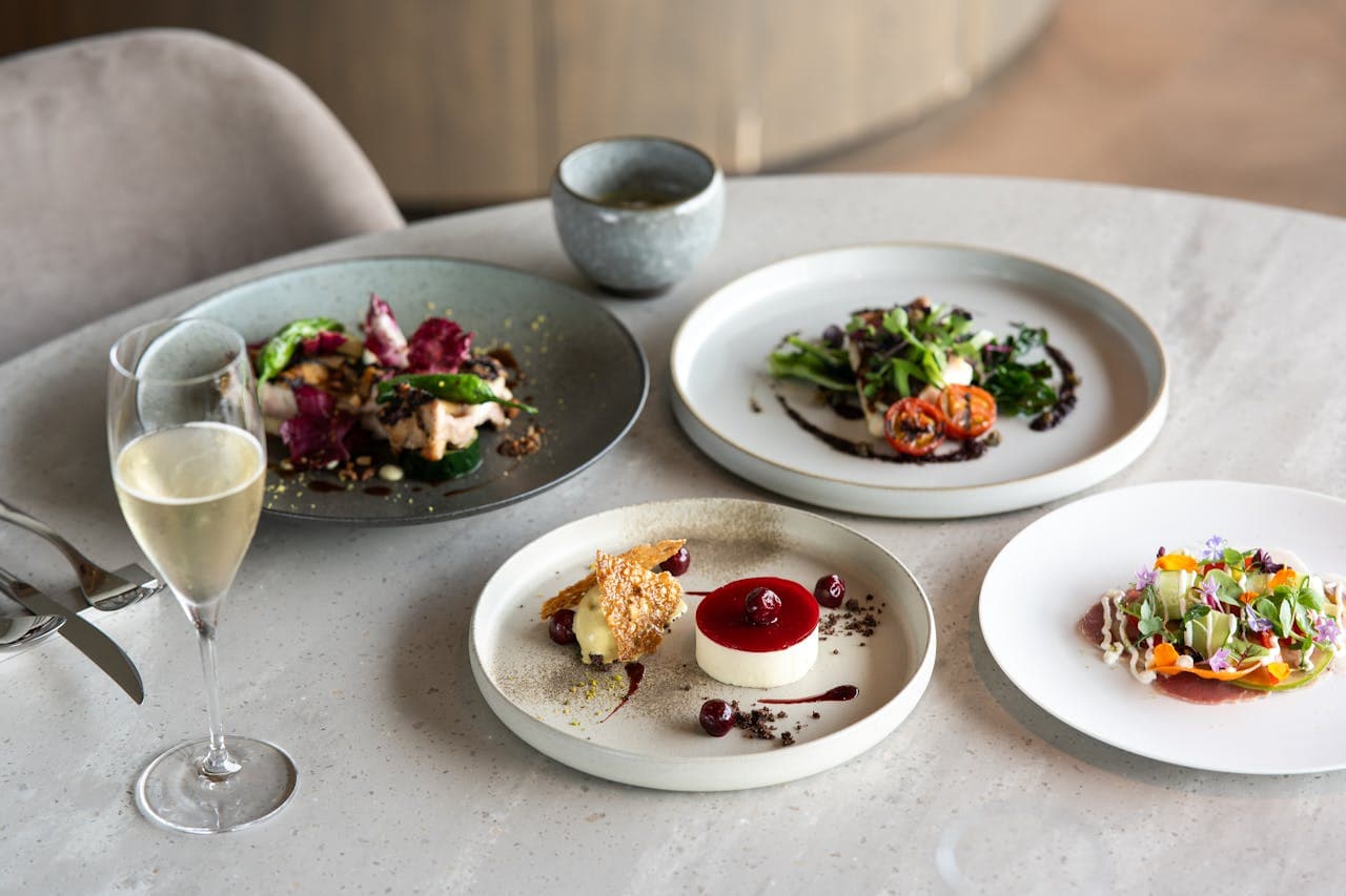 Elevated presentation