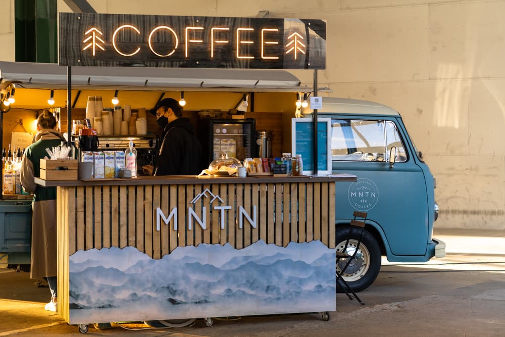 Premium & Sustainable Drinks (Beverage Supplier Trend)